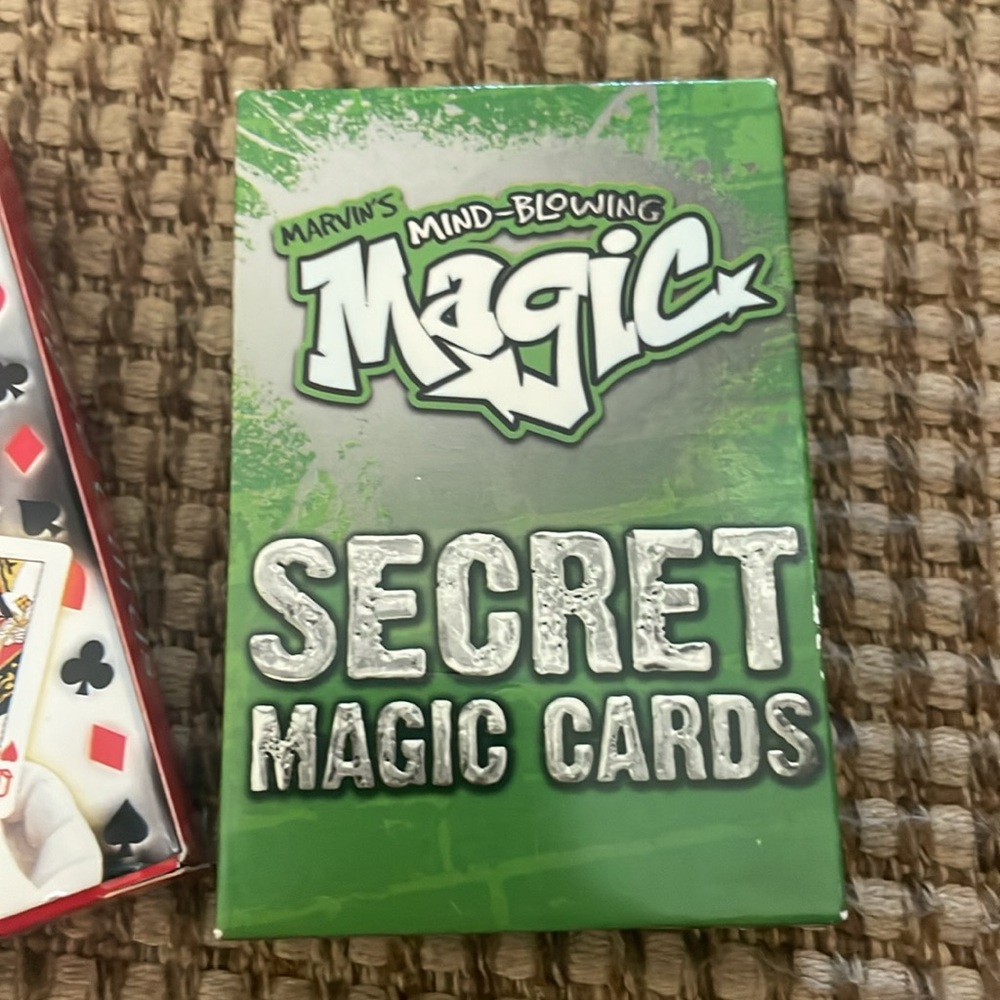 2 Magic Cards Set - Picture 3 of 6